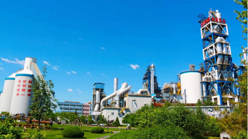 学校食堂油烟治理，低空油烟净化器型号如何选？**